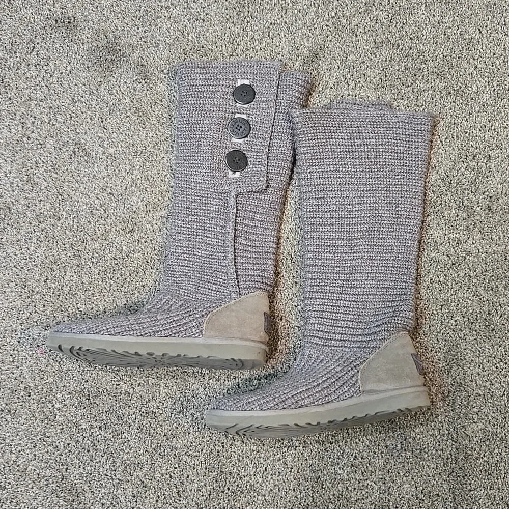 Ugg Australia Women 5819 Tall 3 button cardigan sweater boots shoes sz 8